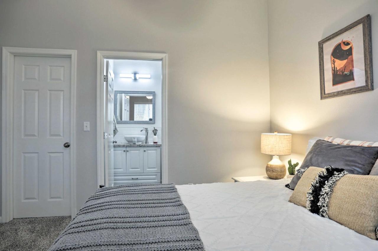Holiday home Stunning About 1 Mile To Old Town! *